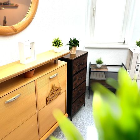 Piano Apartment Halle Center - Netflix - Free Wifi 2 Ngoại thất bức ảnh